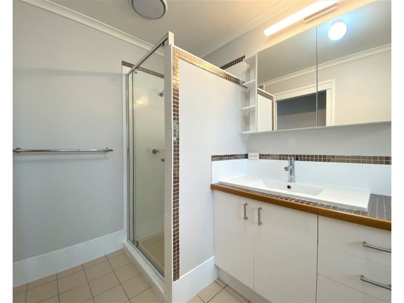 18 Lalina Street, Middle Park QLD 4074