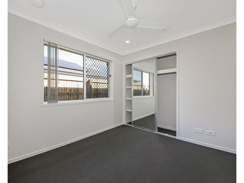 2/18 Galatea, Burpengary QLD 4505