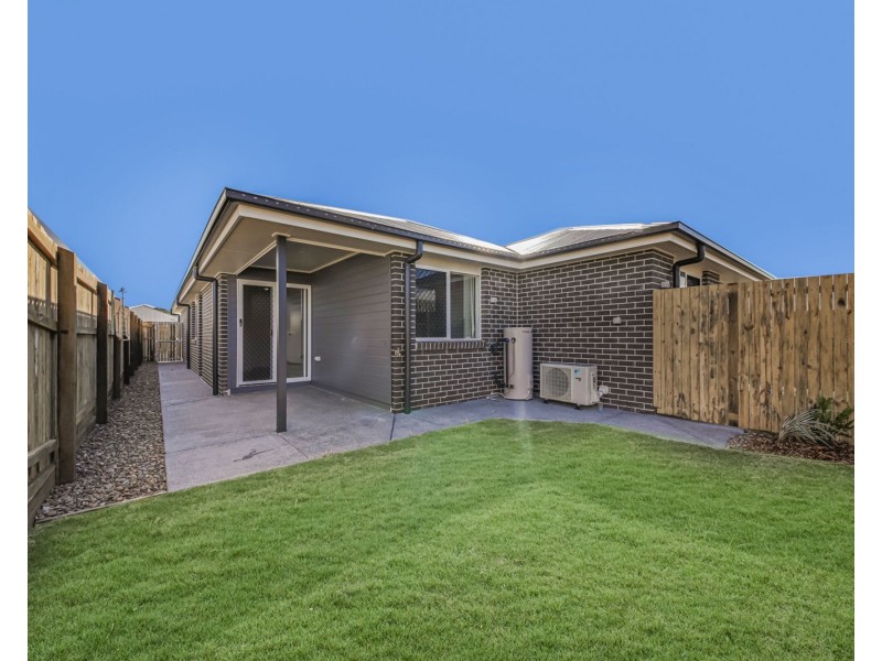2/18 Galatea, Burpengary QLD 4505