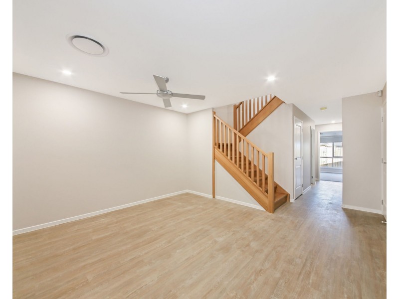 11 Neumann Drive, Yarrabilba QLD 4207