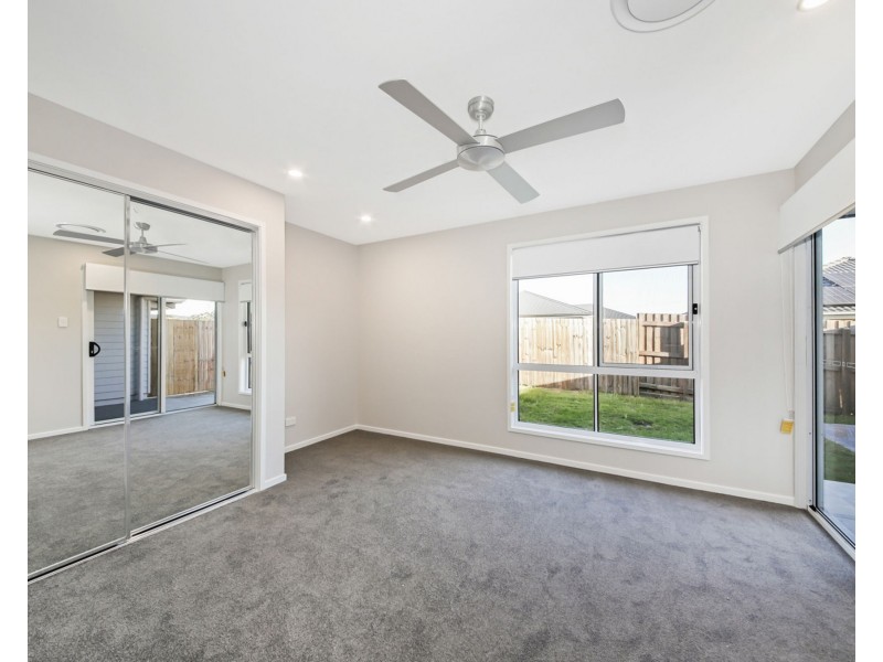 11 Neumann Drive, Yarrabilba QLD 4207