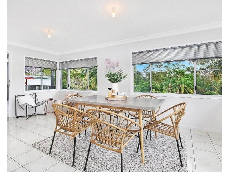 67 View Cres, Arana Hills QLD 4054