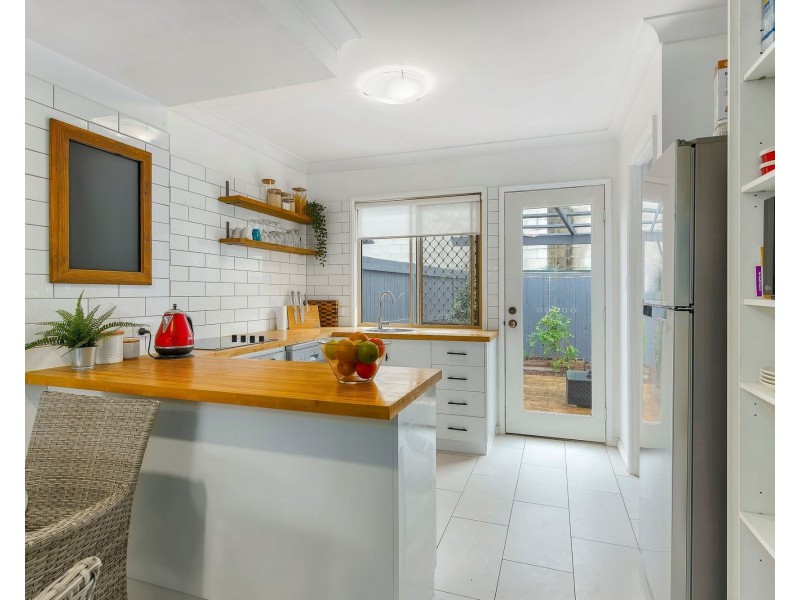 4/17 Hants Street, Hamilton QLD 4007