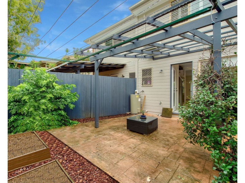 4/17 Hants Street, Hamilton QLD 4007