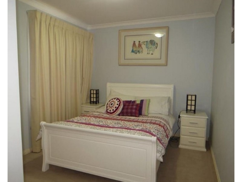 2/160 Grand Promenade, Doubleview WA 6018