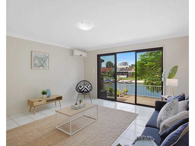 4/17-19 Aquila Court, Mermaid Waters QLD 4218