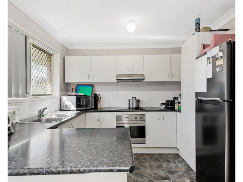 7 Sarah Street, Loganlea QLD 4131