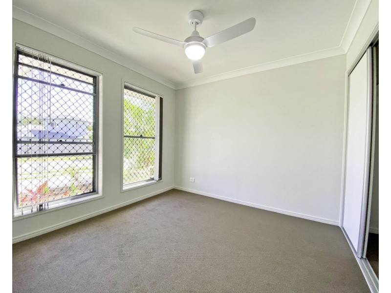 18A Greenpark Drive, Crestmead QLD 4132