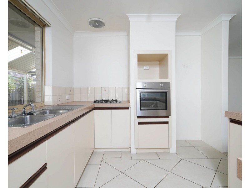 36 Charnley Gardens, Waikiki WA 6169