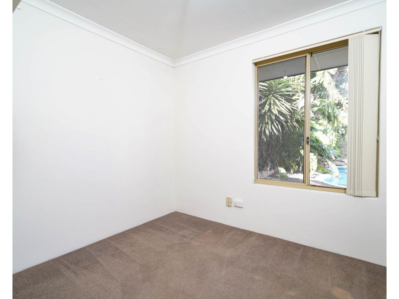 36 Charnley Gardens, Waikiki WA 6169