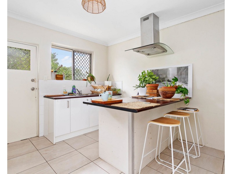 4/4 Lutana Street, Stafford QLD 4053