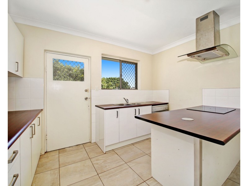 4/4 Lutana Street, Stafford QLD 4053