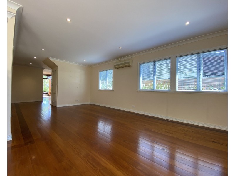 5 Douglas Street, Sherwood QLD 4075