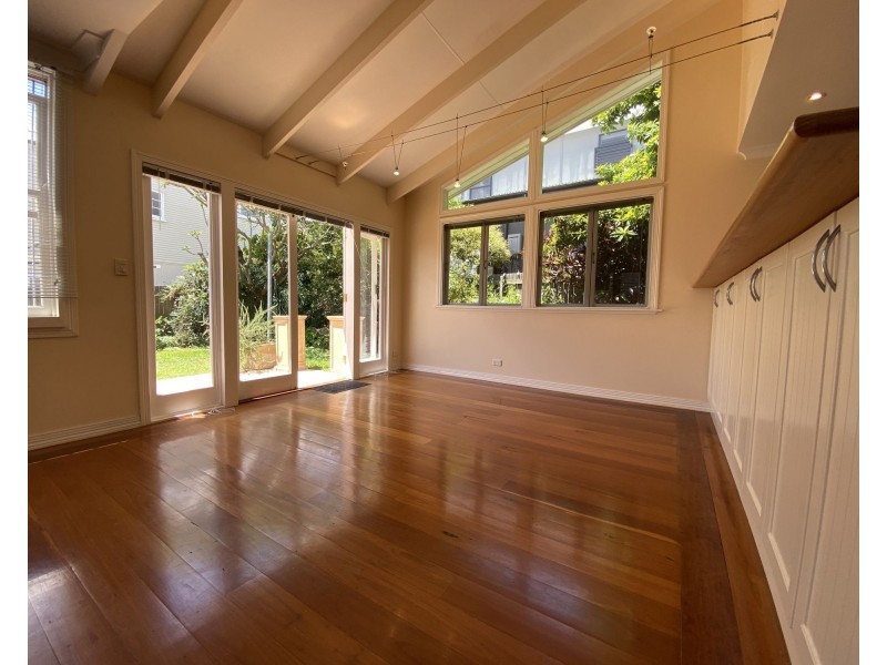 5 Douglas Street, Sherwood QLD 4075