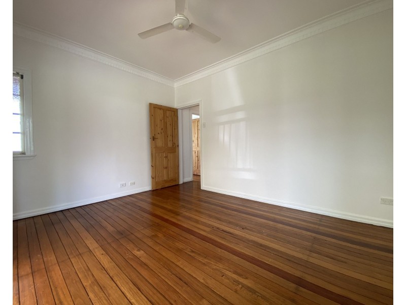 5 Douglas Street, Sherwood QLD 4075