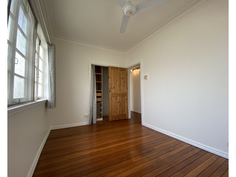 5 Douglas Street, Sherwood QLD 4075