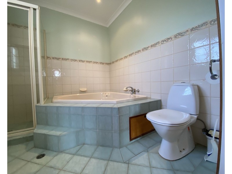 5 Douglas Street, Sherwood QLD 4075