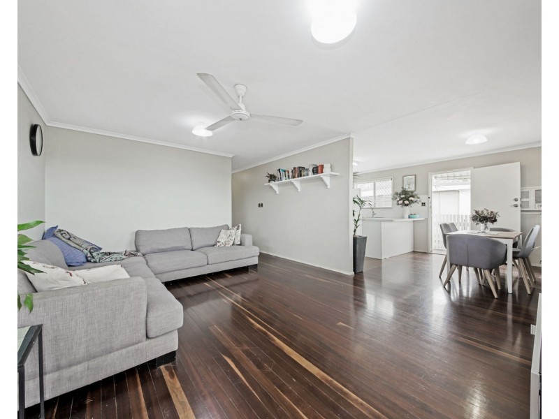 202 Patricks Road, Ferny Hills QLD 4055