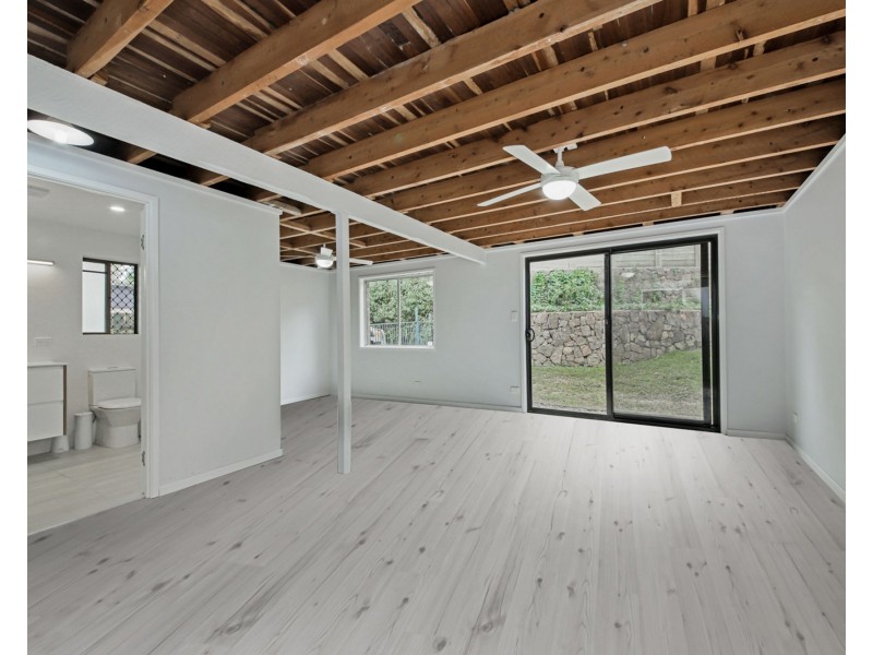 202 Patricks Road, Ferny Hills QLD 4055