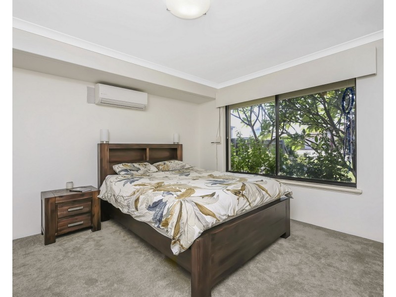 7 Mayfair Mews, Meadow Springs WA 6210