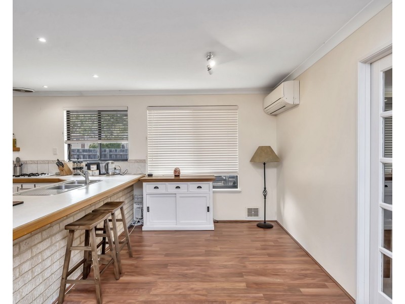 7 Mayfair Mews, Meadow Springs WA 6210