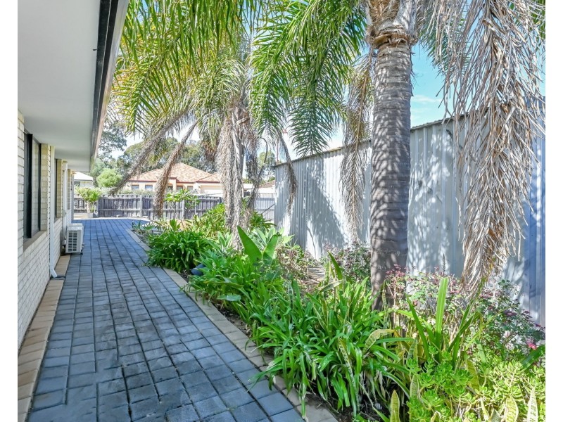 7 Mayfair Mews, Meadow Springs WA 6210