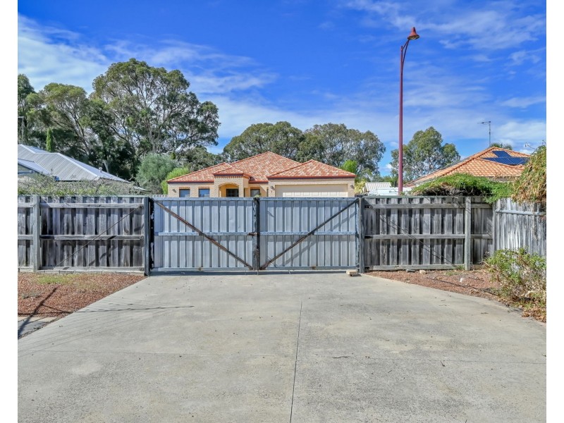 7 Mayfair Mews, Meadow Springs WA 6210