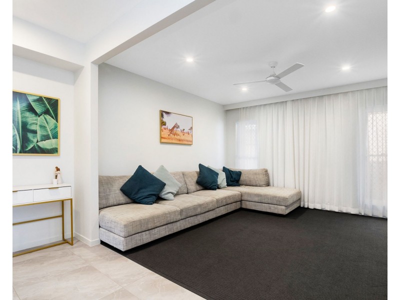 86 Crest Street, Narangba QLD 4504