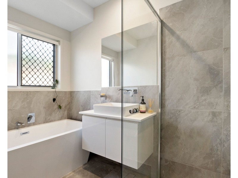 86 Crest Street, Narangba QLD 4504