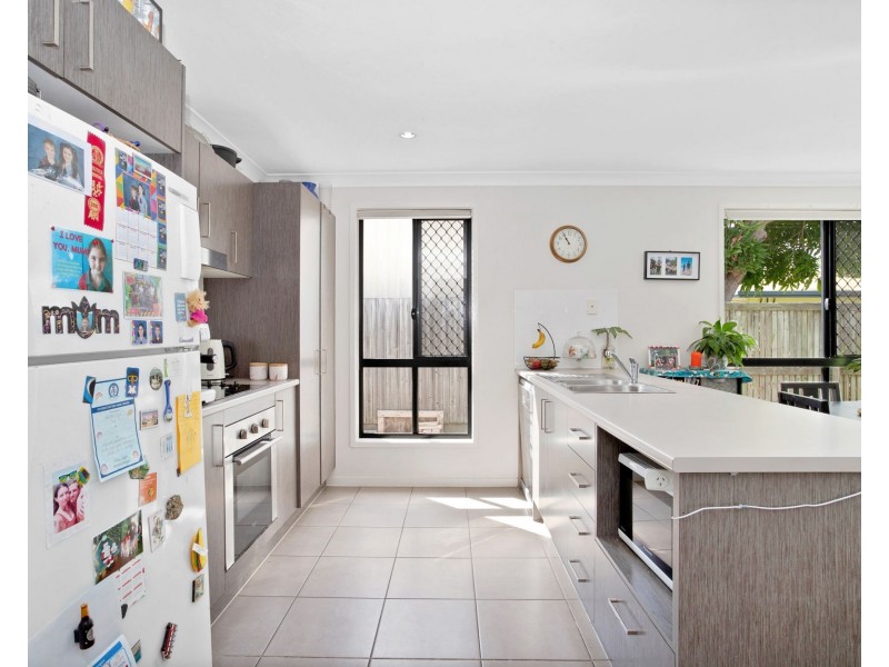 2M Mansfield Drive, Beaconsfield QLD 4740