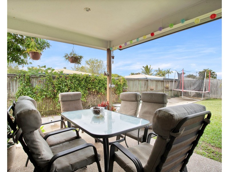 2M Mansfield Drive, Beaconsfield QLD 4740