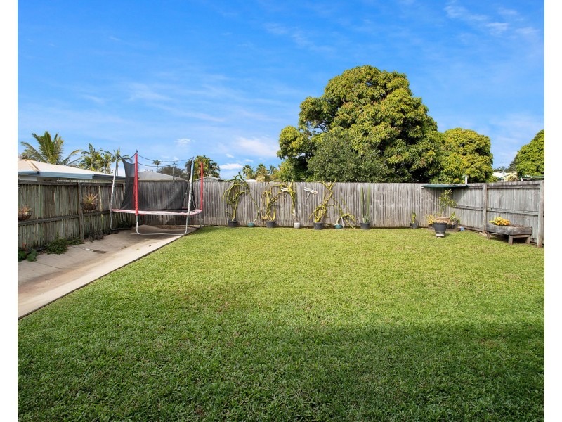 2M Mansfield Drive, Beaconsfield QLD 4740