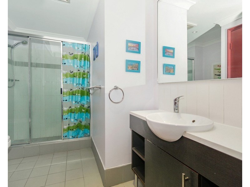 25/42 the crescent, Midland WA 6056