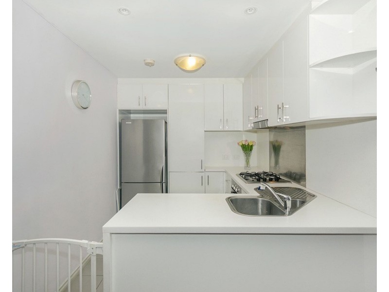 25/42 the crescent, Midland WA 6056