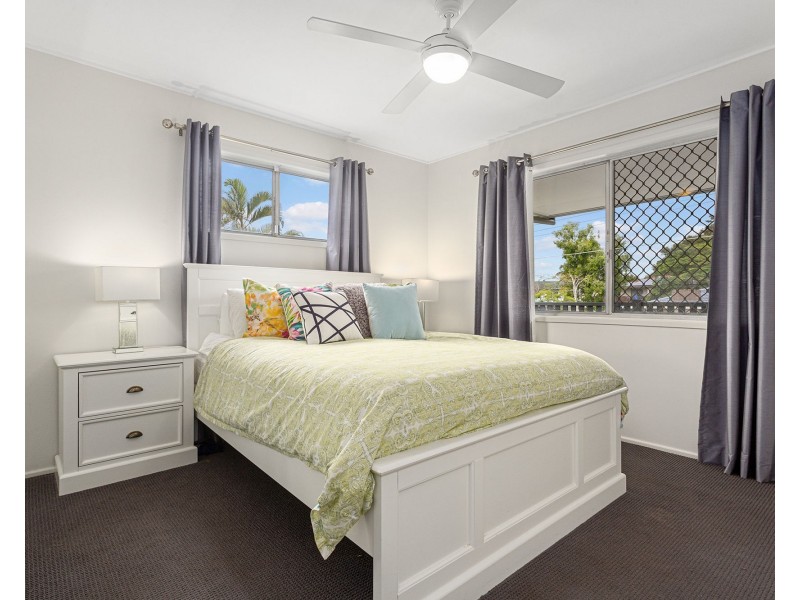 16 Stephen Street, Albany Creek QLD 4035