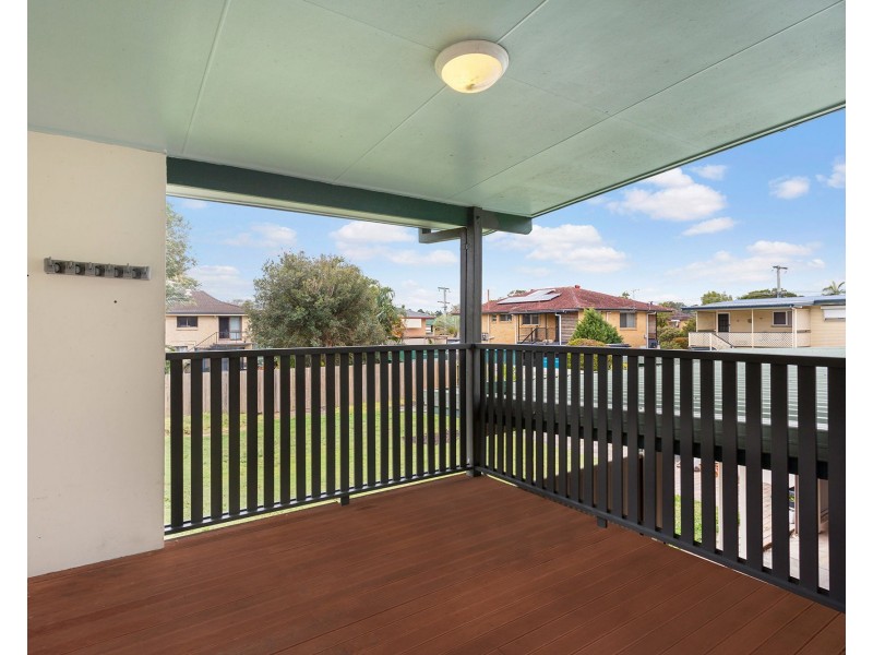 16 Stephen Street, Albany Creek QLD 4035