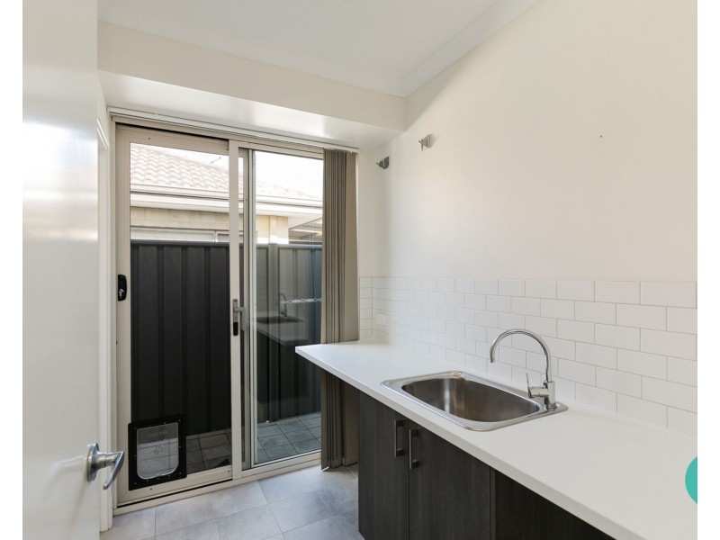 56 Mornington Crescent, Wandi WA 6167