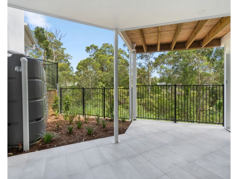 2/3 Greenway Blvd, Maudsland QLD 4210