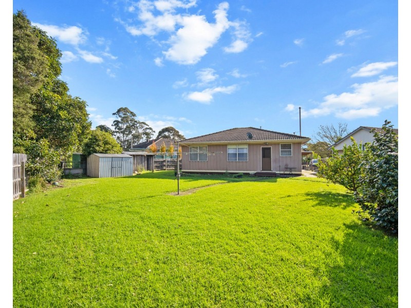 18 Cartledge Way, Sale VIC 3850