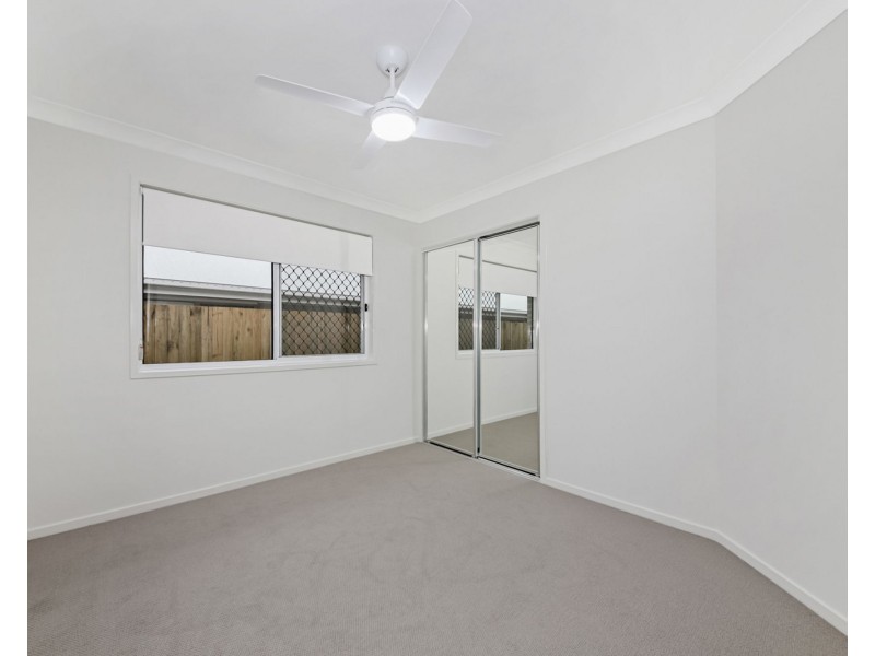 28 Nevada Road, Park Ridge QLD 4125