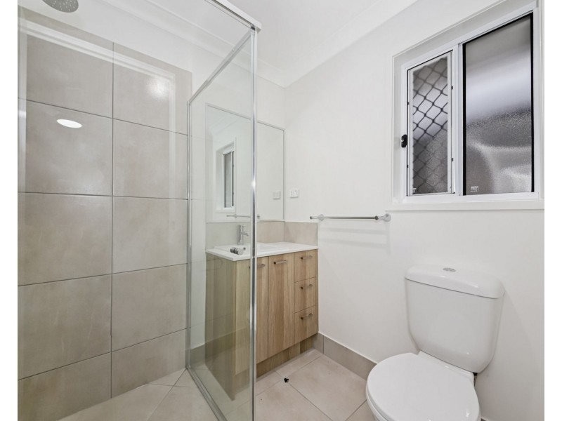 28 Nevada Road, Park Ridge QLD 4125