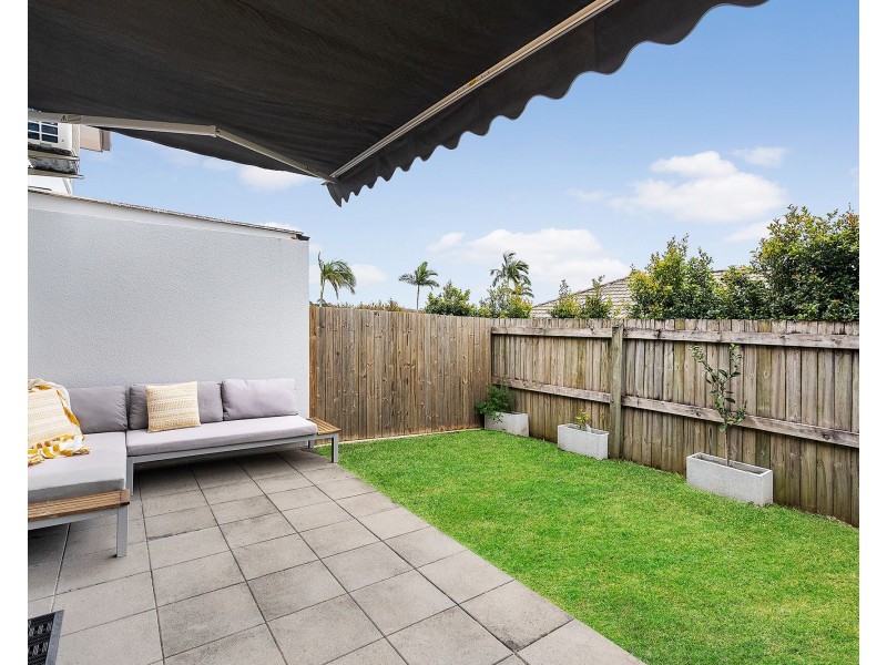 4/108 Meadowlands Road, Carina QLD 4152