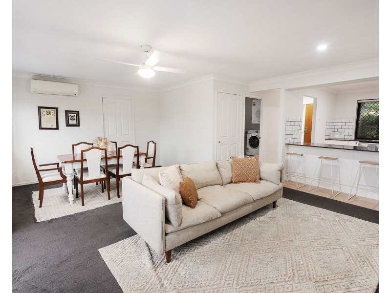 4/108 Meadowlands Road, Carina QLD 4152