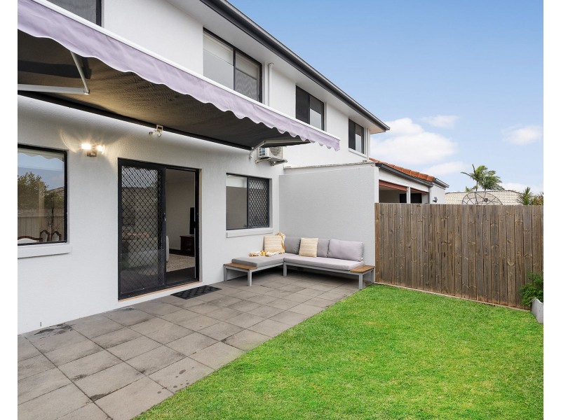 4/108 Meadowlands Road, Carina QLD 4152