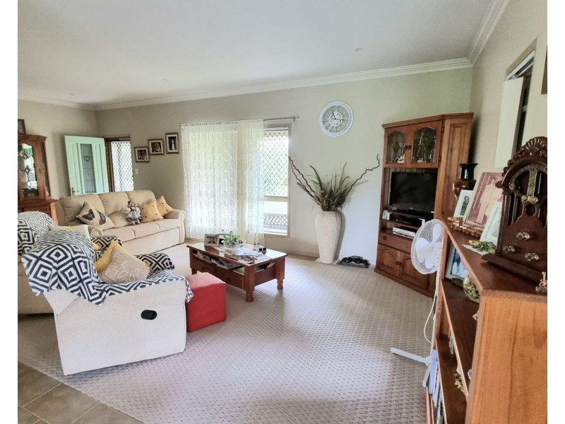 51 Lawson Rd, Pie Creek QLD 4570