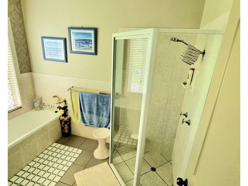 51 Lawson Rd, Pie Creek QLD 4570