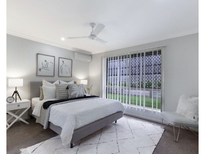 17 Shearwater Close, Albany Creek QLD 4035