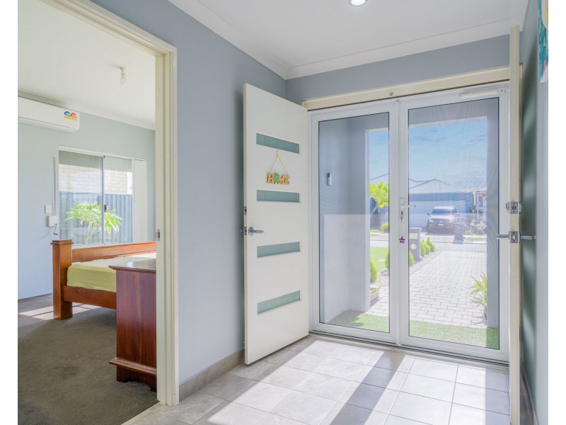 3 summerville boulevard, Caversham WA 6055