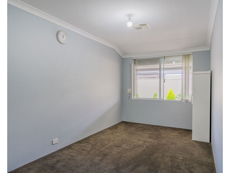 3 summerville boulevard, Caversham WA 6055