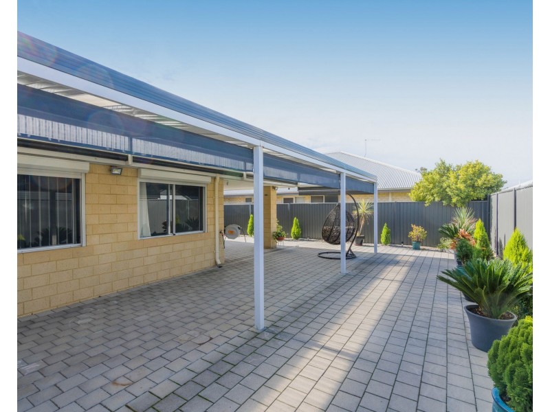 3 summerville boulevard, Caversham WA 6055